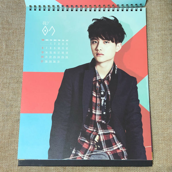 EXO GROUP [ 2014 Season's Greetings ] Calendar Only / New, Rare / Gift