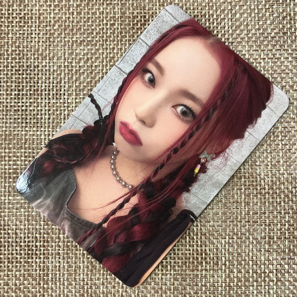 NMIXX KYUJIN [ Entwurf ] Official Photocard, Light Ver. / New / Gift