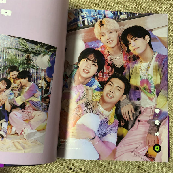 BTS GROUP [ 2022 Season's Greetings ] Official Photobook / New / Gift
