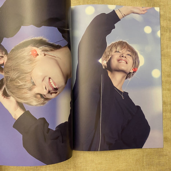 BTS V [ 2017 Chocolate-box Exhibition ] Photobook, Visual Shock 64 pg / Gift