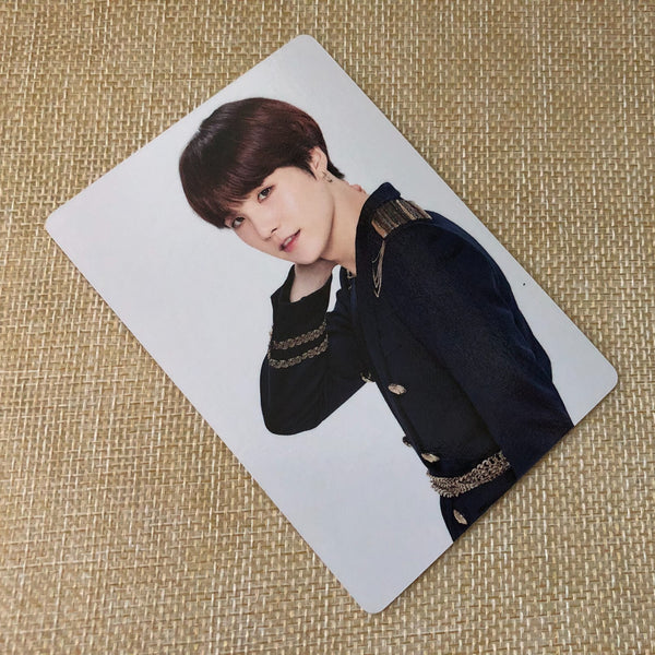 BTS SUGA 2/8 [Speak Yourself World Tour Japan] Official Mini Photocard / Gift