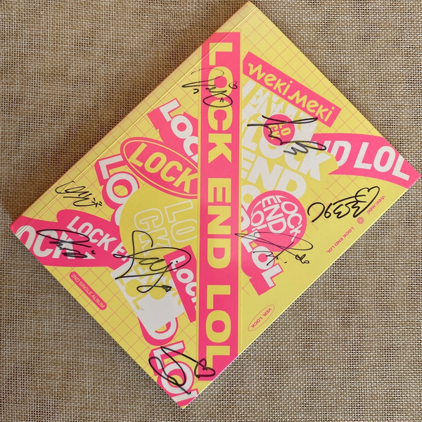 WEKI MEKI HAND SIGNED #2 [Lock End LOL] Promo 2nd Mini Album Autographed / Gift