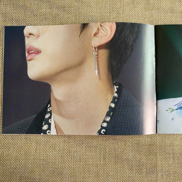 BTS JIN [ POINT BOOK Exhibition 16 page ] COLOR GREETING OF JIN, 18x13 cm / Gift