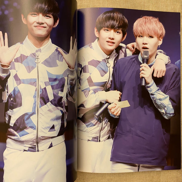 BTS V [ONE OF A KIND Exhibition Photobook] VELICITAS 180 pg, 21x29 cm / Gift
