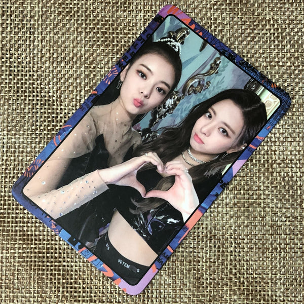 ITZY LIA YUNA [ IT'z ME ] Official Photocard, 2nd Mini Album / New / Gift