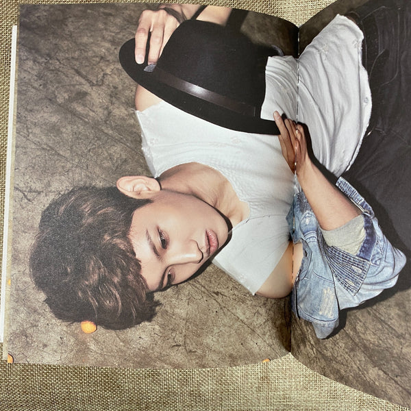 TVXQ [ Humanoids ] All Members Signed Autographed Promo Album /Mint, Rare / Gift