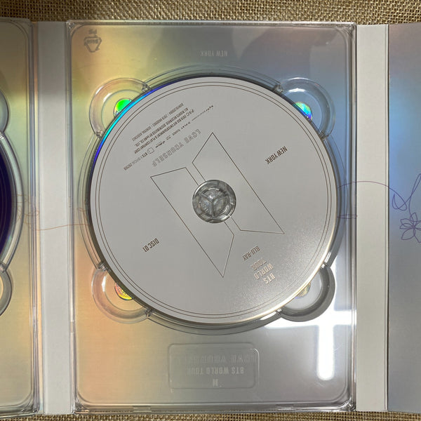 BTS [Love Yourself NEW YORK] Official Blu-Ray / Photobook + 2 Disc, No PC / Gift