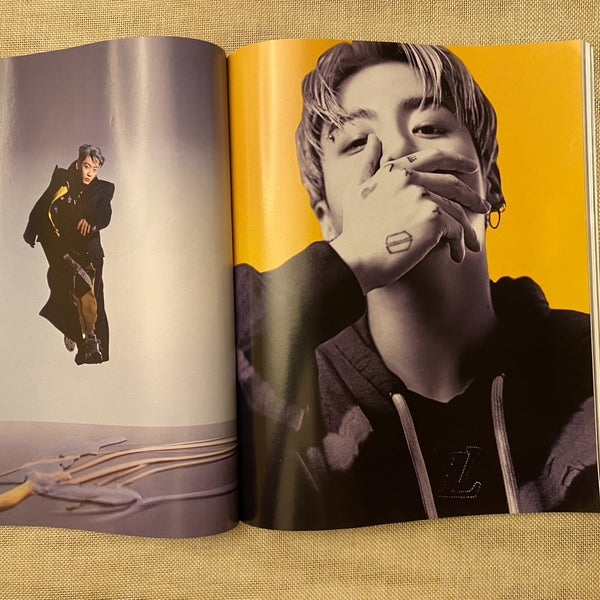 BTS 2022 [ Vogue Korea Magazine 306 ] Jan 2022 Photobook / Used, Rare / Gift