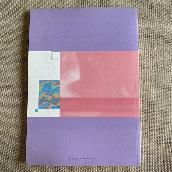 BTS V [ 2018 TAETAELAND 2nd Exhibition Photobook ] 100 pg / New / Gift