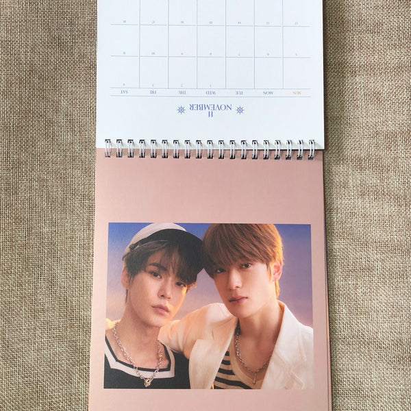 NCT 127 GROUP [ 2023 Season's Greetings ] Official Desk Calendar / New / Gift