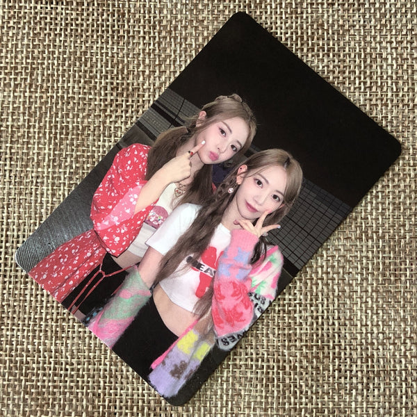 LE SSERAFIM UNIT YUNJIN SAKURA [ANTIFRAGILE] Official Photocard, 2nd Mini / Gift
