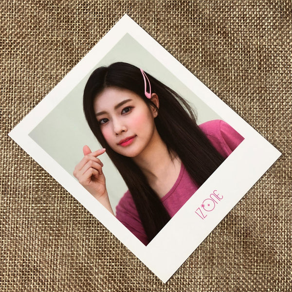 IZ*ONE HYEWON #1 [1st Concert EYES ON ME in Seoul] Official Photocard / Gift