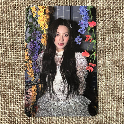 STAYC SEEUN [ YOUNG-LUV.COM ] Official AR Photocard, 2nd Mini / New / Gift
