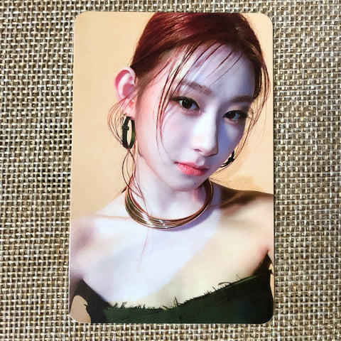 ITZY CHAERYEONG #3 [ GUESS WHO ] Official Special Photocard / New / Gift