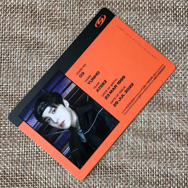 ATEEZ YUNHO [THE WORLD EP.1 : MOVEMENT] Official ID Photocard, Z Ver. / Gift