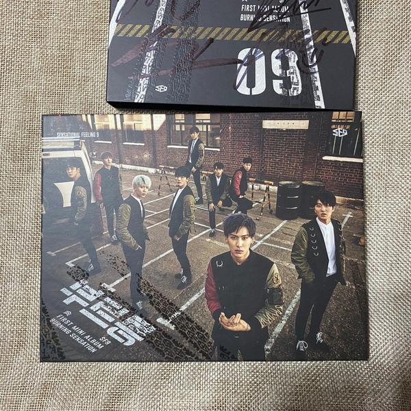 SF9 [Burning Sensation] Signed Promo Album / CD+Photobook+PC / Autographed / Rar