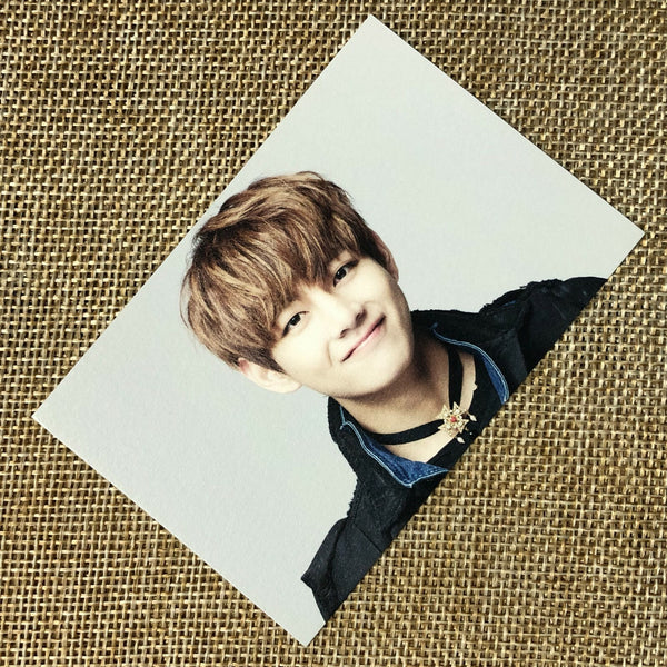 BTS V 5/7 [HYYH On Stage Epilogue Concert] Official Mini Photocard / New / Gift