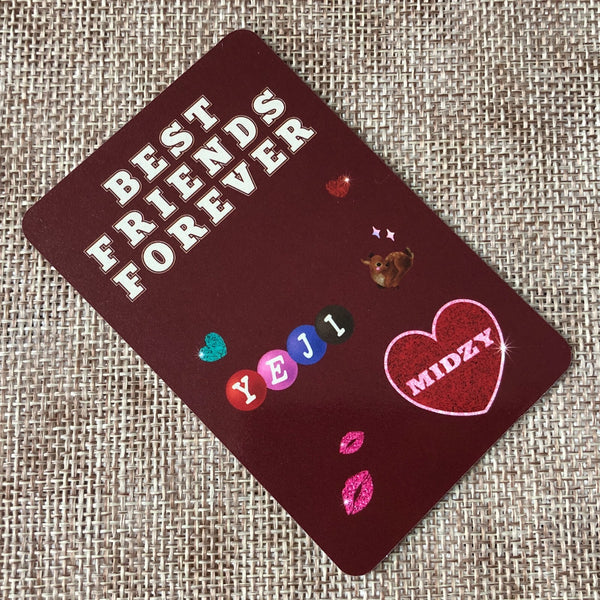 ITZY YEJI [2023 Season's greetings] Official Photocard, Best Friend Forever /+G