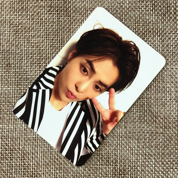 EXO XIUMIN [Love Me Right Chinese] Official Photocard, 2nd Repackag / New / Gift