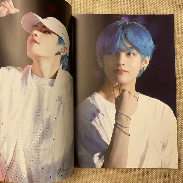 BTS V [ VIVA PLANE 1st Exhibition ] Photobook, RealV 86 pg / New / Gift