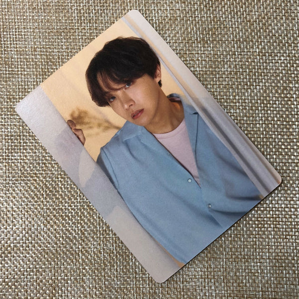 BTS J-HOPE 2/8 [ Love Yourself World Tour ] Official Mini Photocard / New / Gift