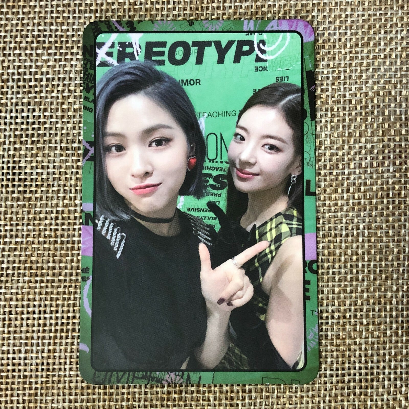 ITZY RYUJIN LIA [ IT'z ME ] Official Photocard, 2nd Mini Album / New / Gift