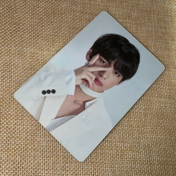BTS V  6/8 [ Map Of The Soul Tour Official Mini Photocard ] / New, Rare / +Gift