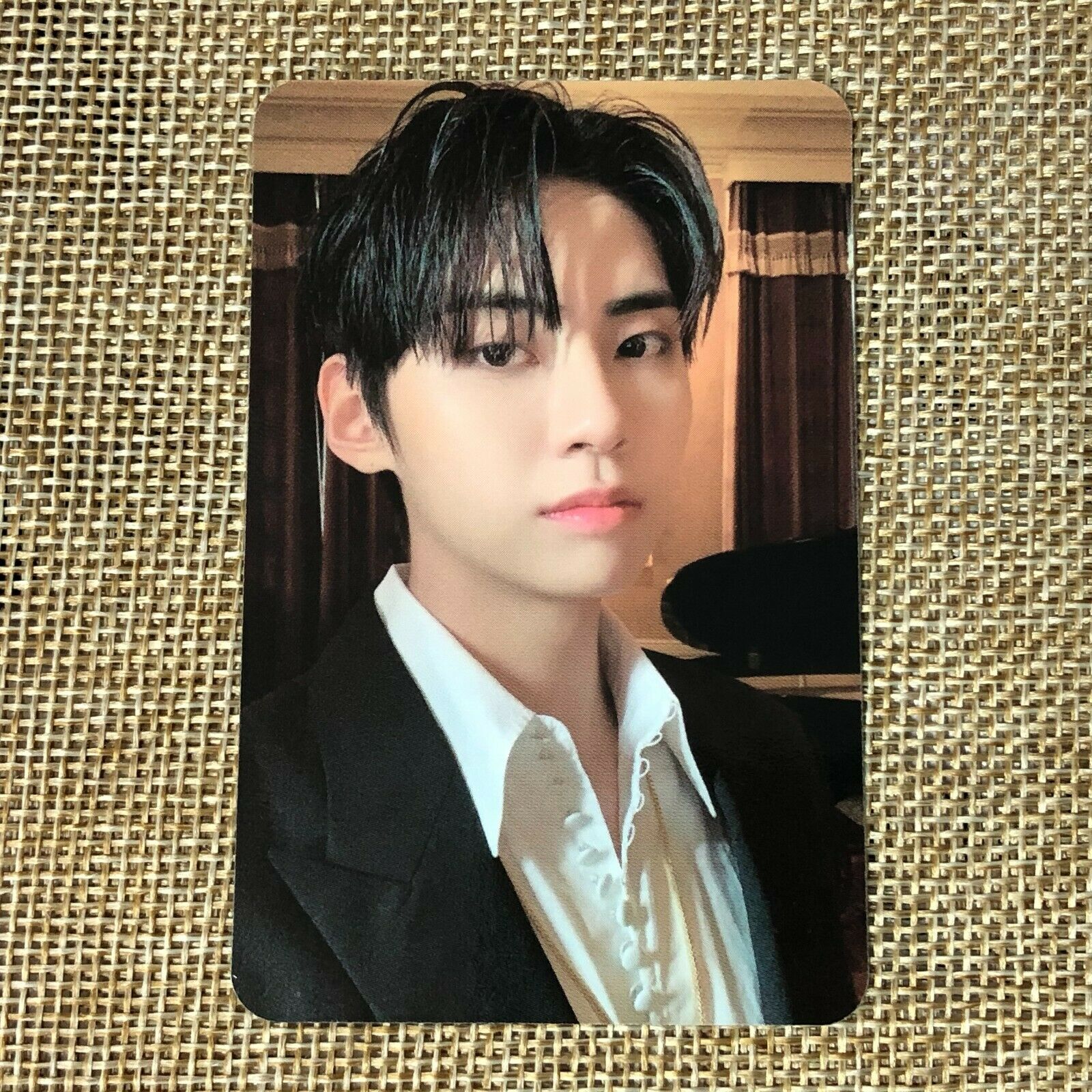 LEEJINHYUK [ S.O.L Gold ver. Official Photocard ] 1st Mini Album / N, R / +Gift