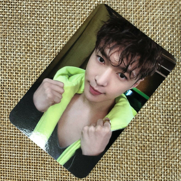 EXO LAY #1 [ Fanclub Welcome KIT ACE Member Official Photocard ]  / NEW /+Gift