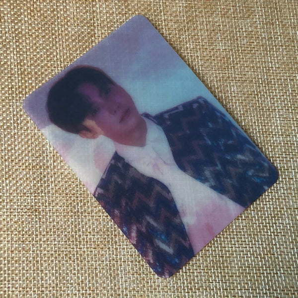 BTS J-HOPE [ The Wings Tour Essay Book Official Photocard ] New, Rare / +Gift